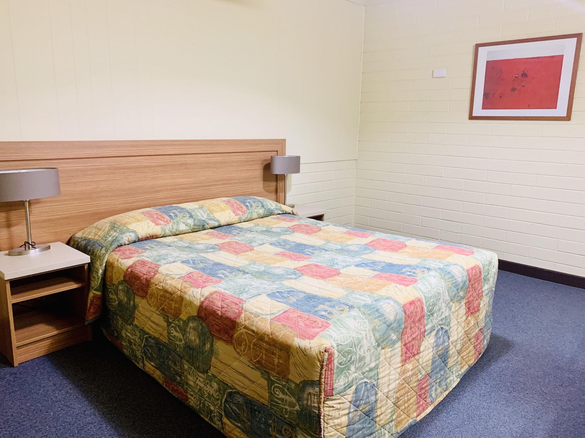 Opal Hotel, Motel, Motel 3*