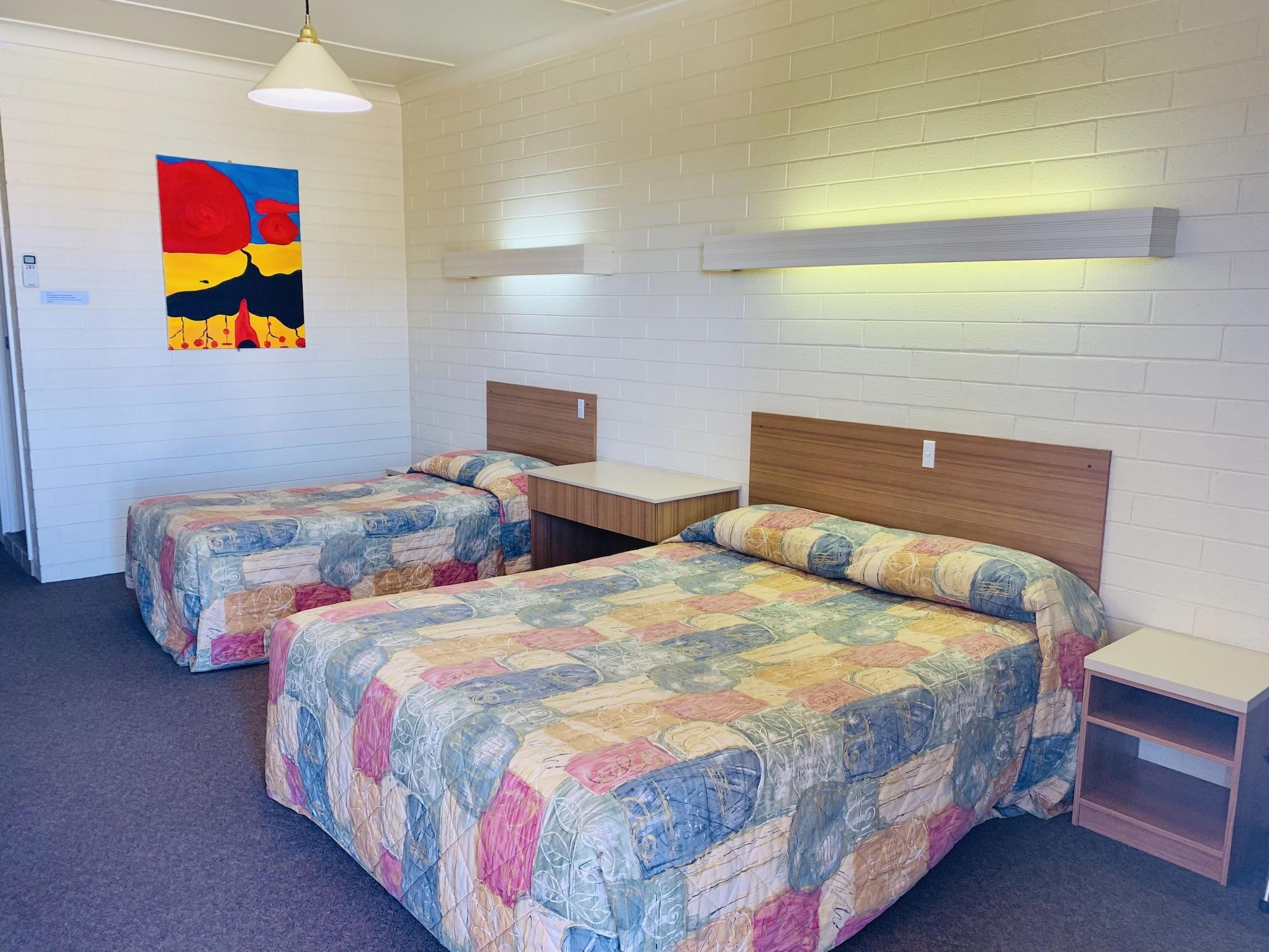 Opal Hotel, Motel, Motel