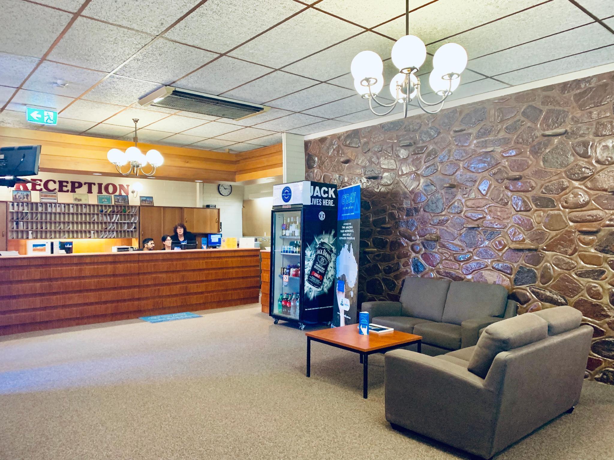 Opal Hotel, Motel,
