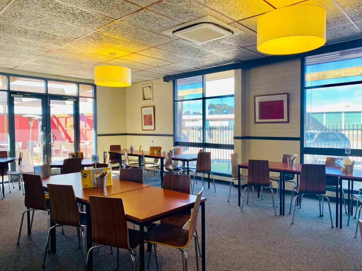 Opal Hotel, Motel, 3* Coober Pedy